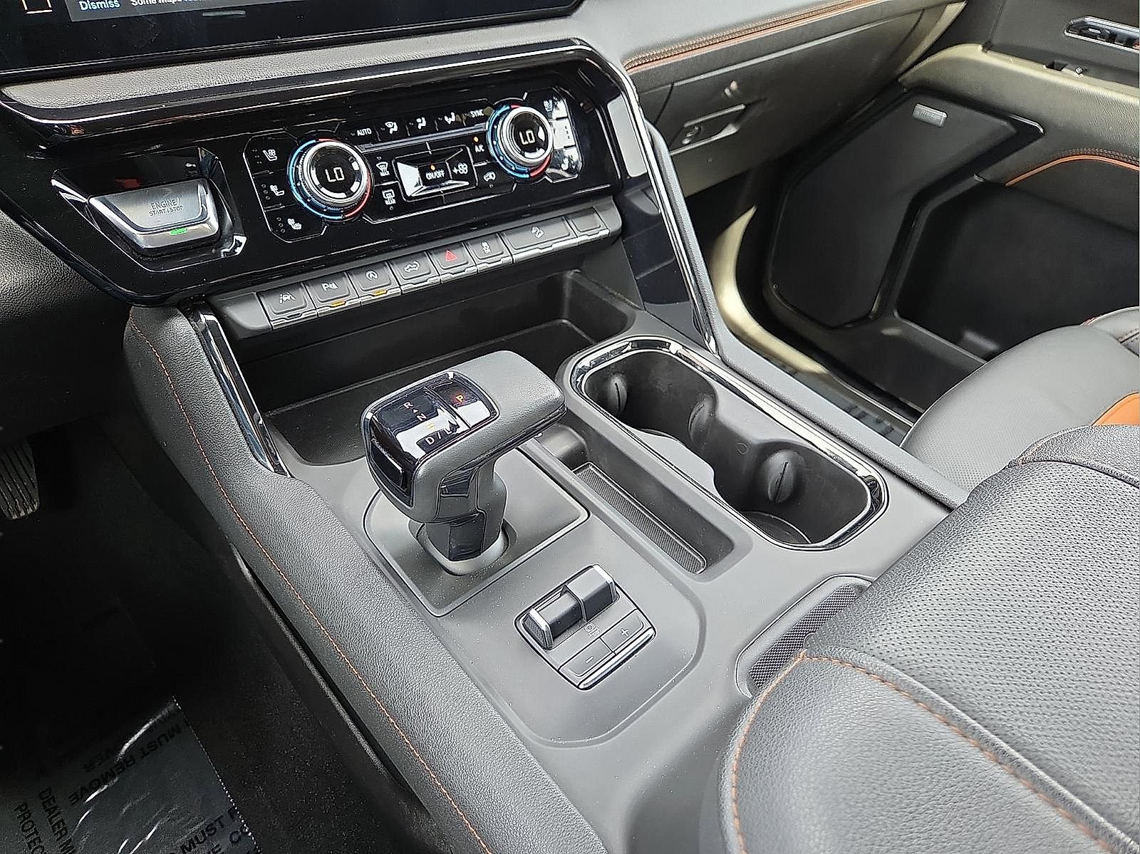 Used 2024 GMC Sierra 1500 AT4 w/ Technology Package image 25