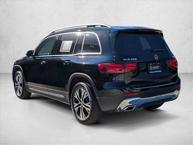 Certified 2025 Mercedes-Benz GLB 250 4MATIC image 7