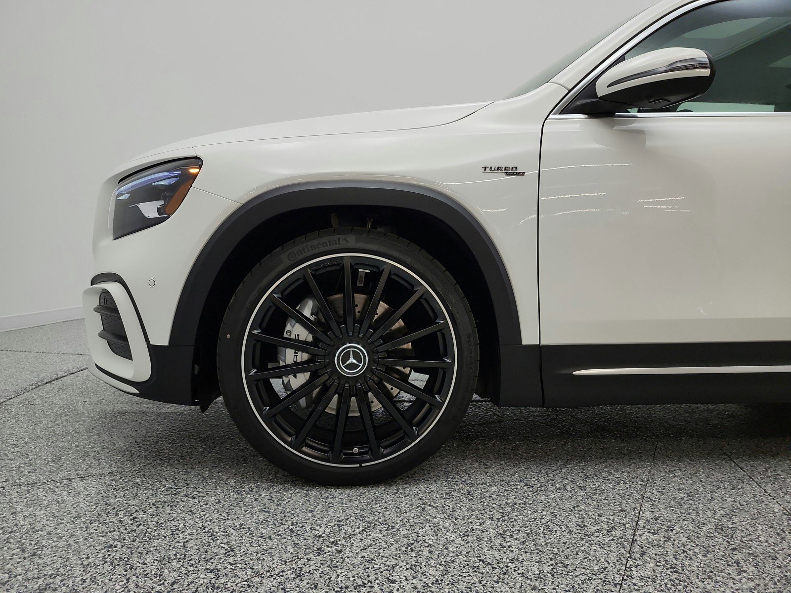 New 2026 Mercedes-Benz GLB 35 AMG 4MATIC image 15