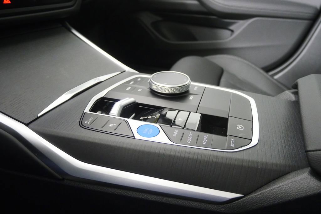 New 2026 BMW i4 eDrive40 w/ Premium Package RWD image 23