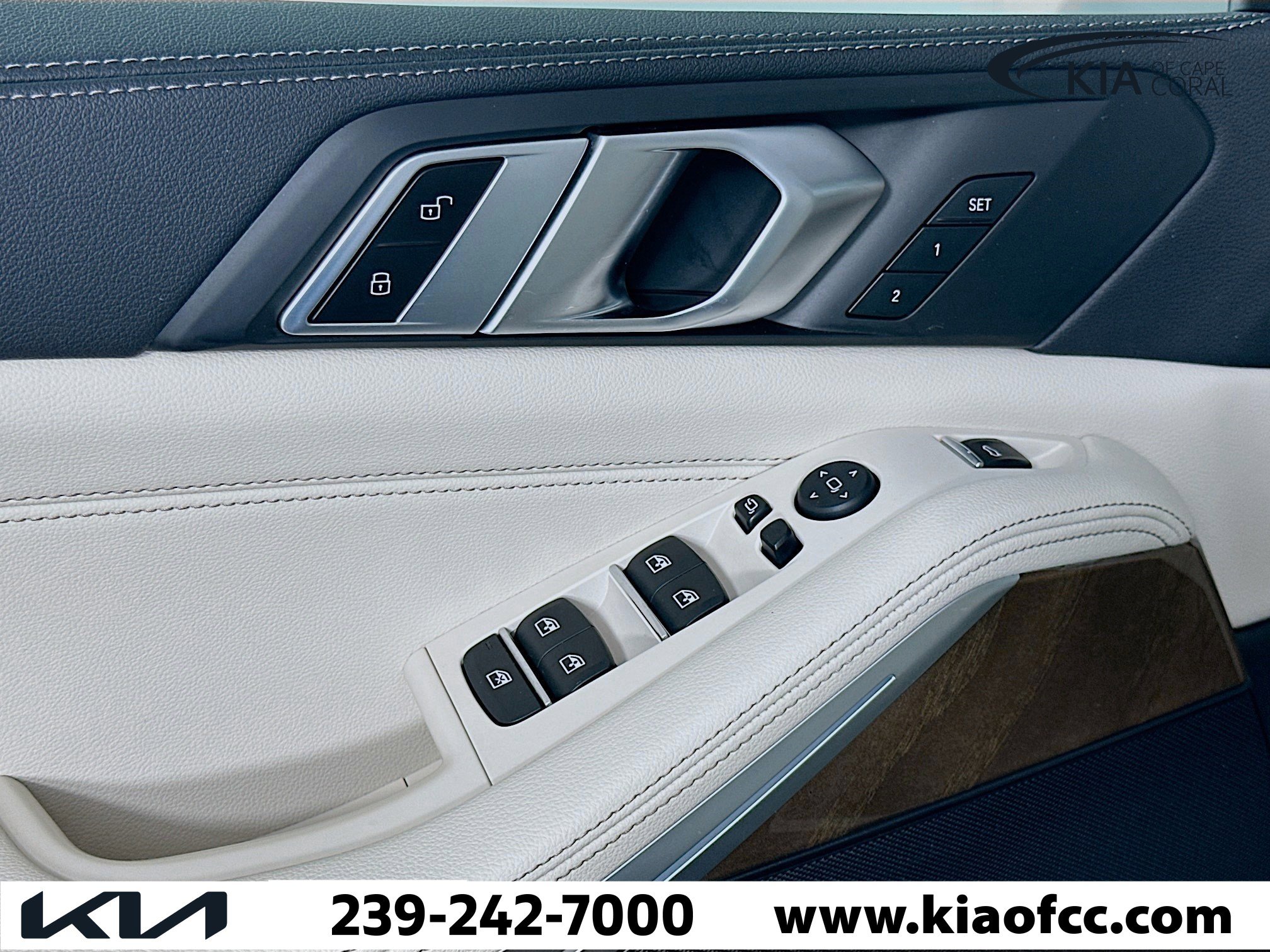 Used 2020 BMW X5 xDrive40i w/ Premium Package image 18