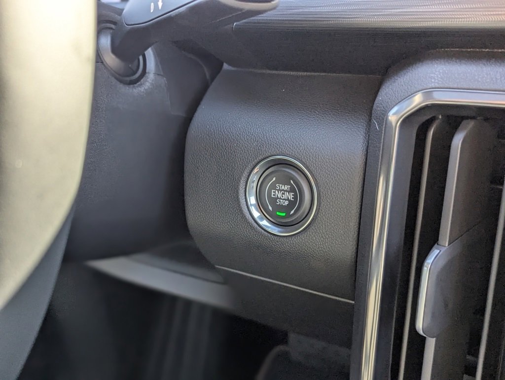 New 2026 GMC Acadia AT4 w/ Luxury Package image 23