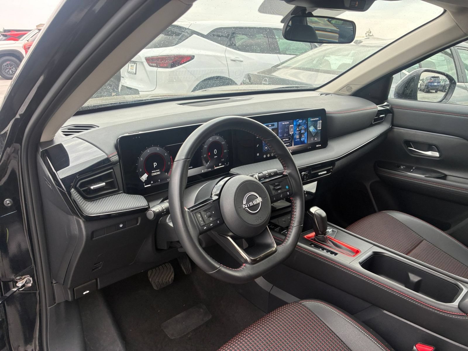 Used 2026 Nissan Kicks SR AWD/4WD image 32