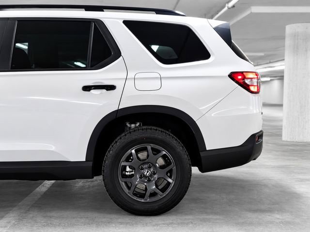 New 2026 Honda Pilot TrailSport image 27