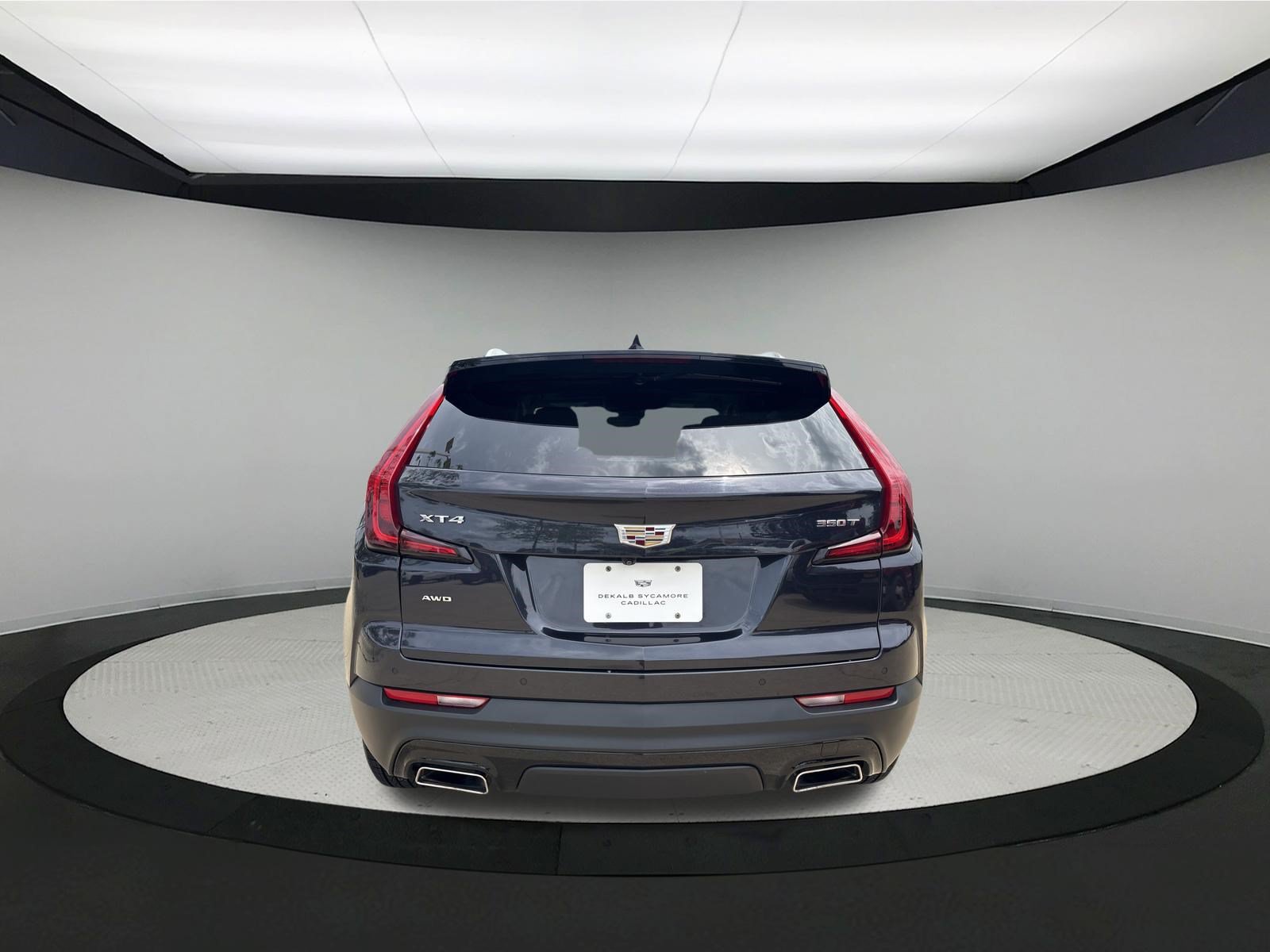 Used 2022 Cadillac XT4 Luxury w/ Cold Weather Package AWD/4WD image 6