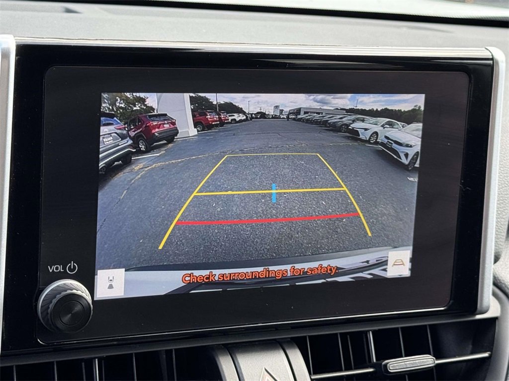 Used 2024 Toyota RAV4 XLE image 4