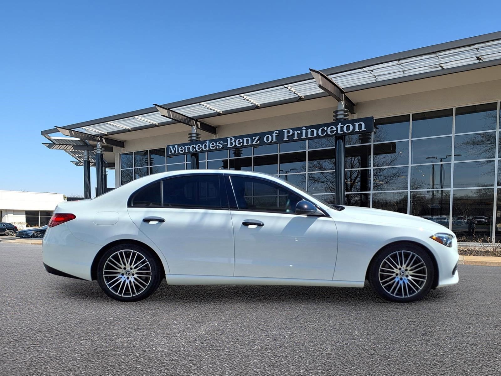Certified 2023 Mercedes-Benz C 300 4MATIC Sedan image 2