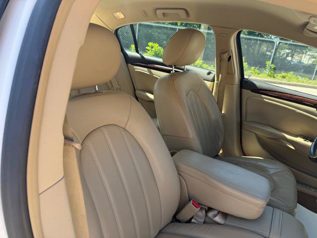 Used 2011 Buick Lucerne CXL FWD image 11