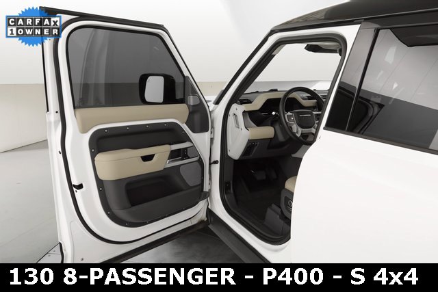 Used 2024 Land Rover Defender 130 S image 18