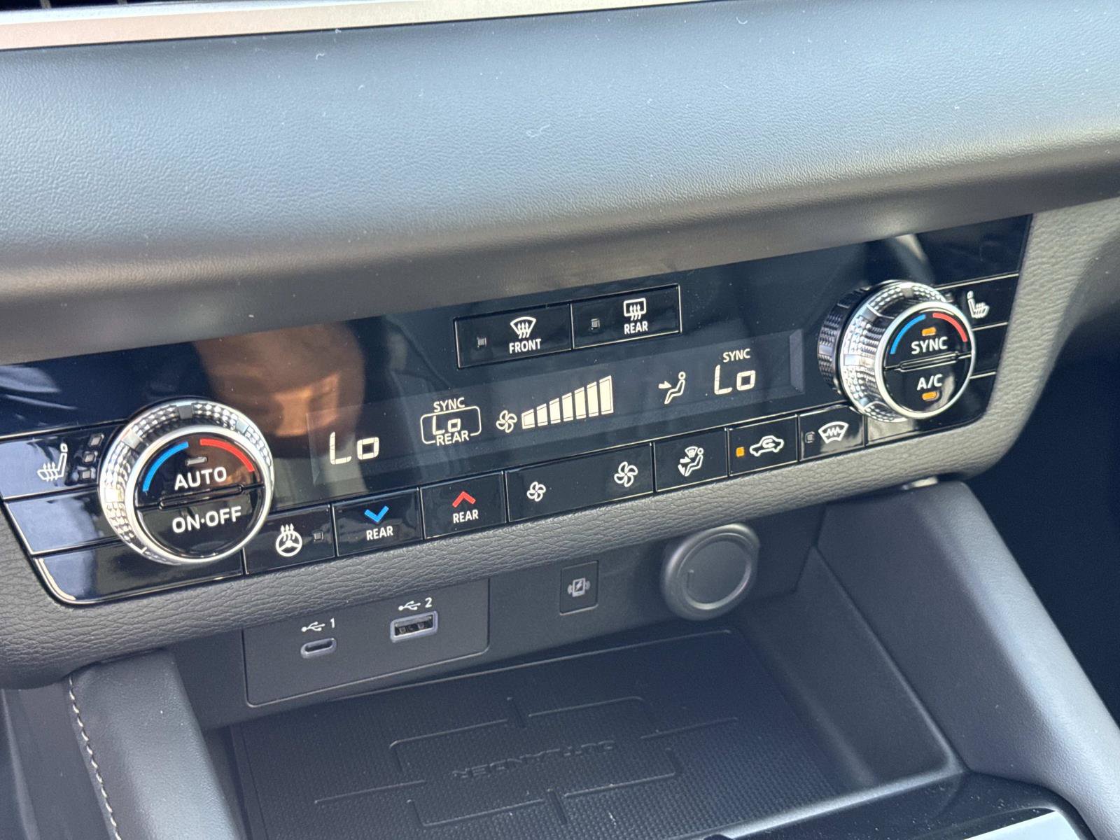 New 2025 Mitsubishi Outlander SEL image 26