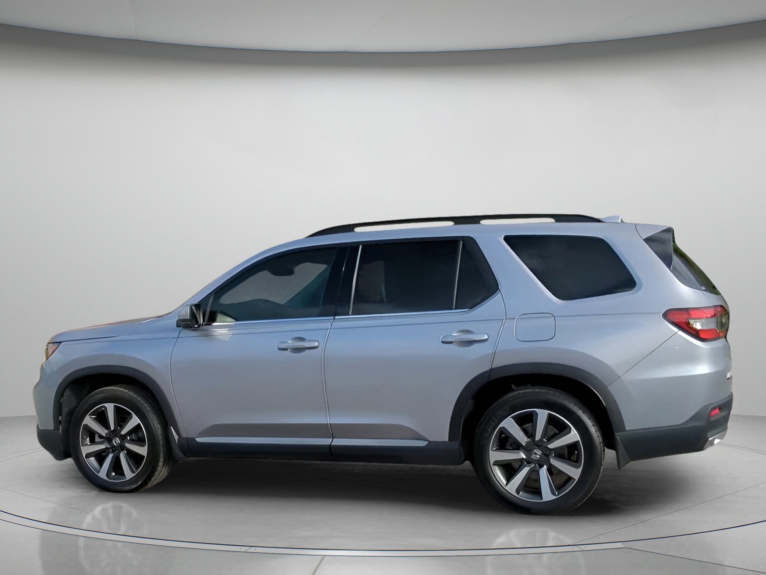 Used 2024 Honda Pilot Touring image 17