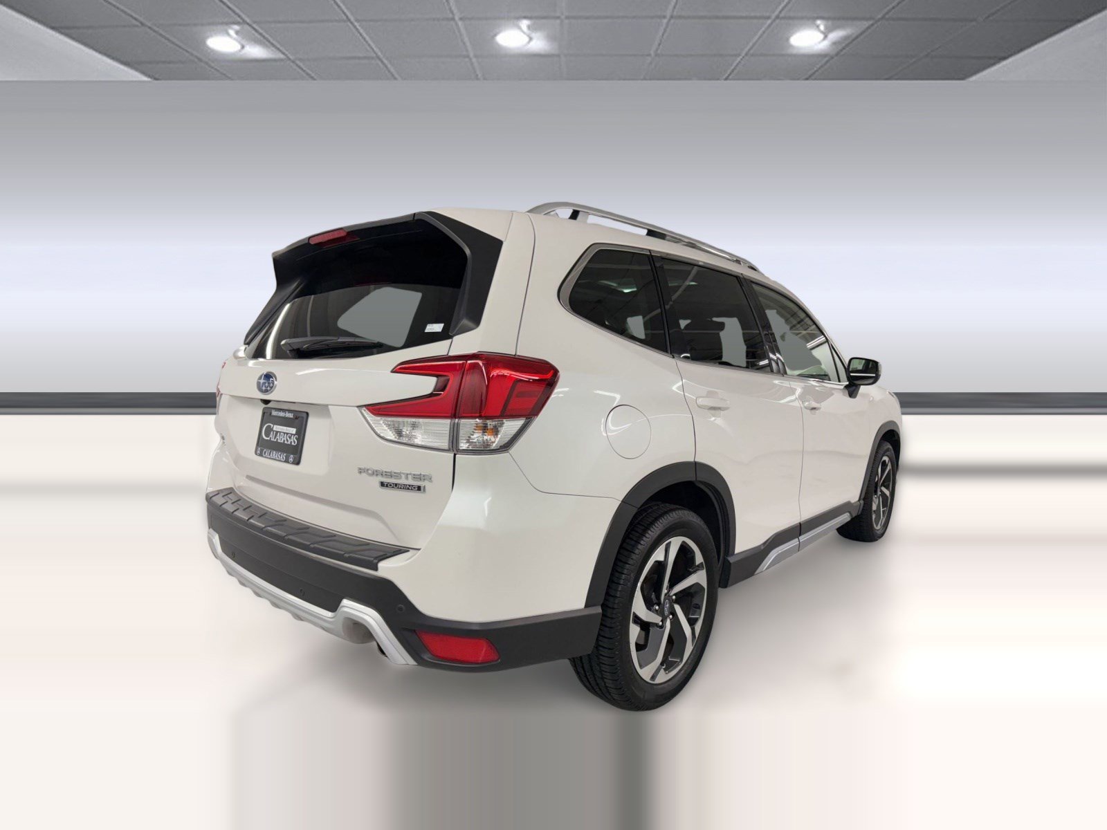 Used 2022 Subaru Forester Touring w/ Popular Package #2 AWD/4WD image 9