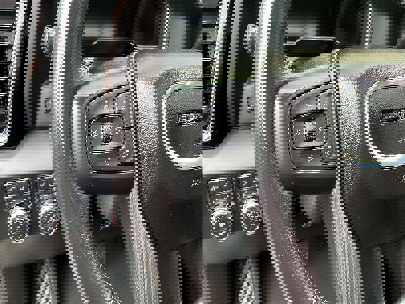 Used 2024 GMC Sierra 2500 Denali Ultimate image 23