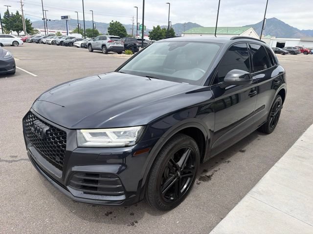 Used 2020 Audi SQ5 Premium Plus w/ Premium Plus Package AWD/4WD image 3