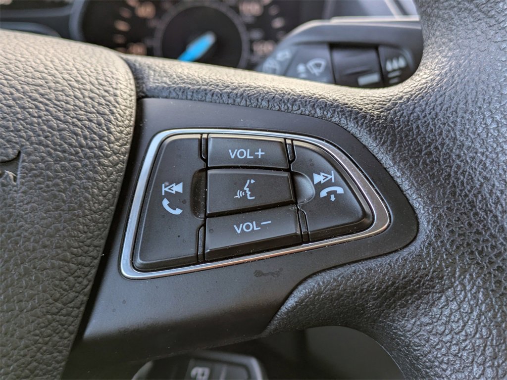 Used 2018 Ford Escape SE image 33