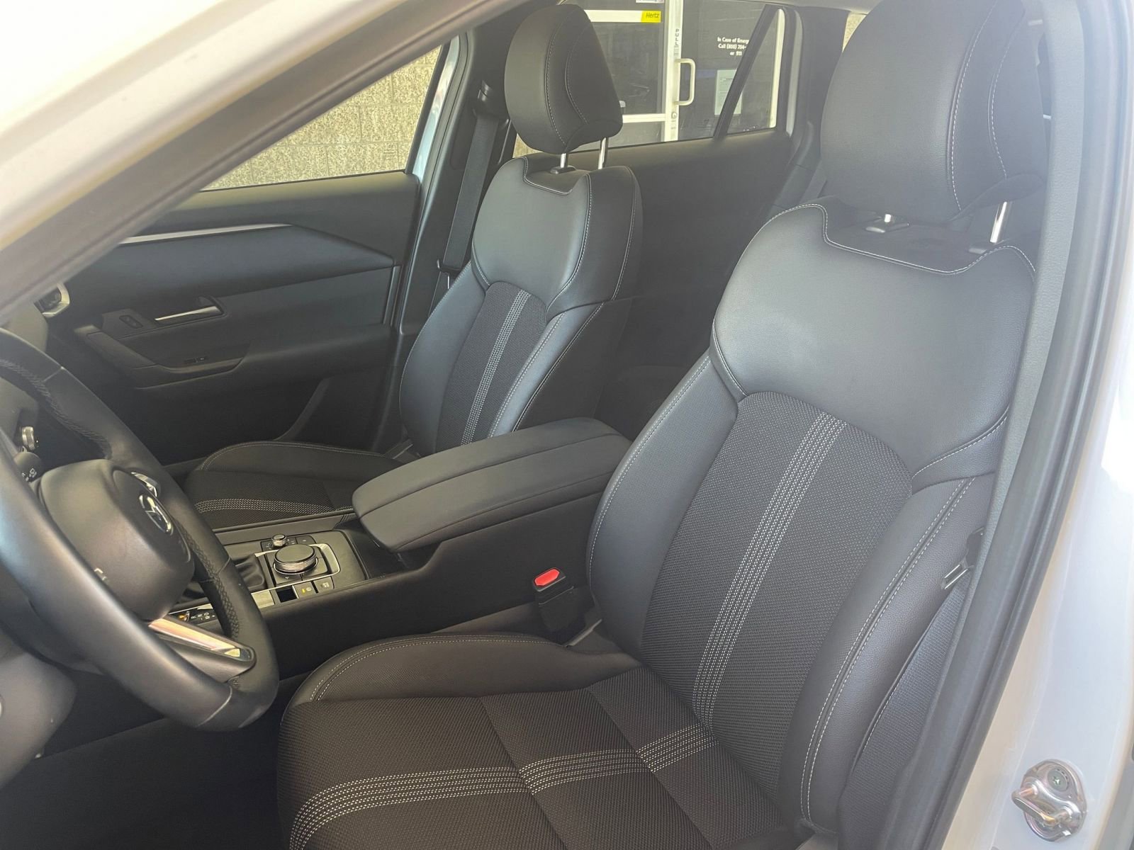 Used 2025 MAZDA CX-50 AWD 2.5 S w/ Premium Package image 39
