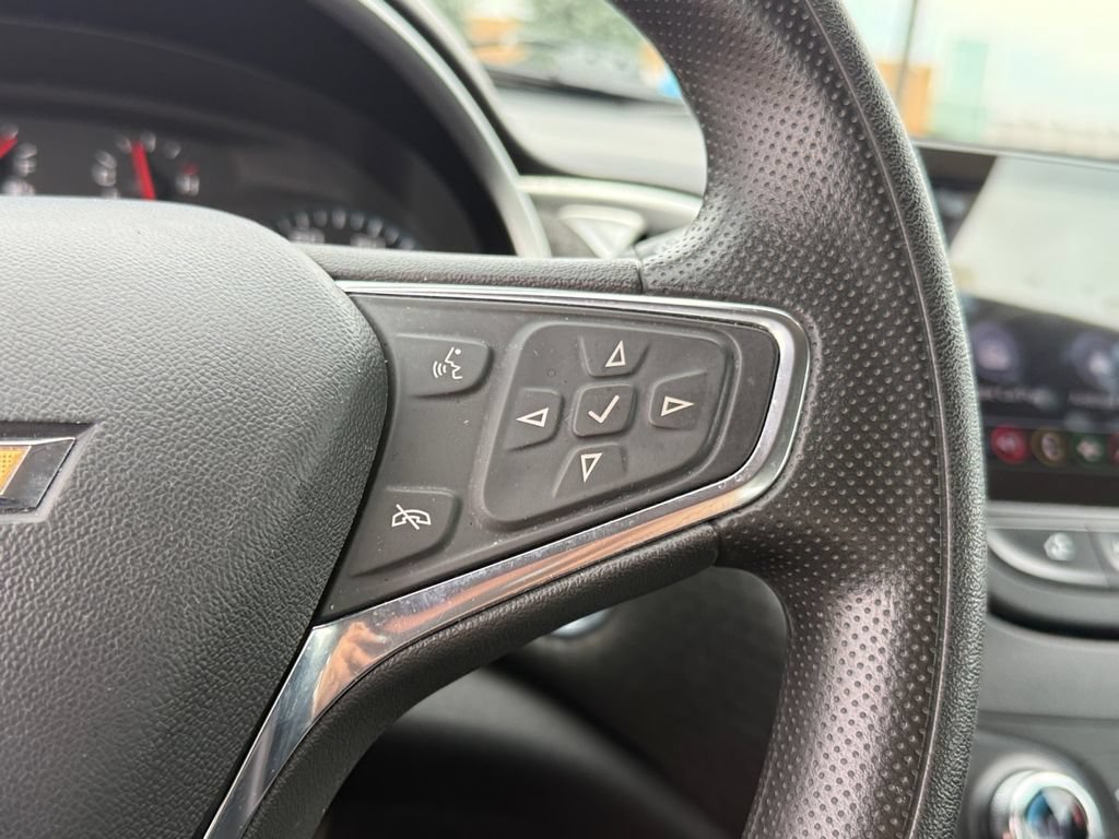 Used 2024 Chevrolet Malibu LT FWD image 18
