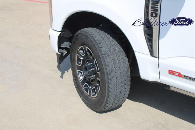 Used 2023 Ford F250 Platinum AWD/4WD image 9