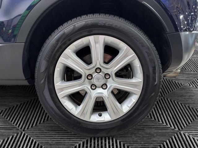 Used 2018 Land Rover Range Rover Evoque SE AWD/4WD image 30