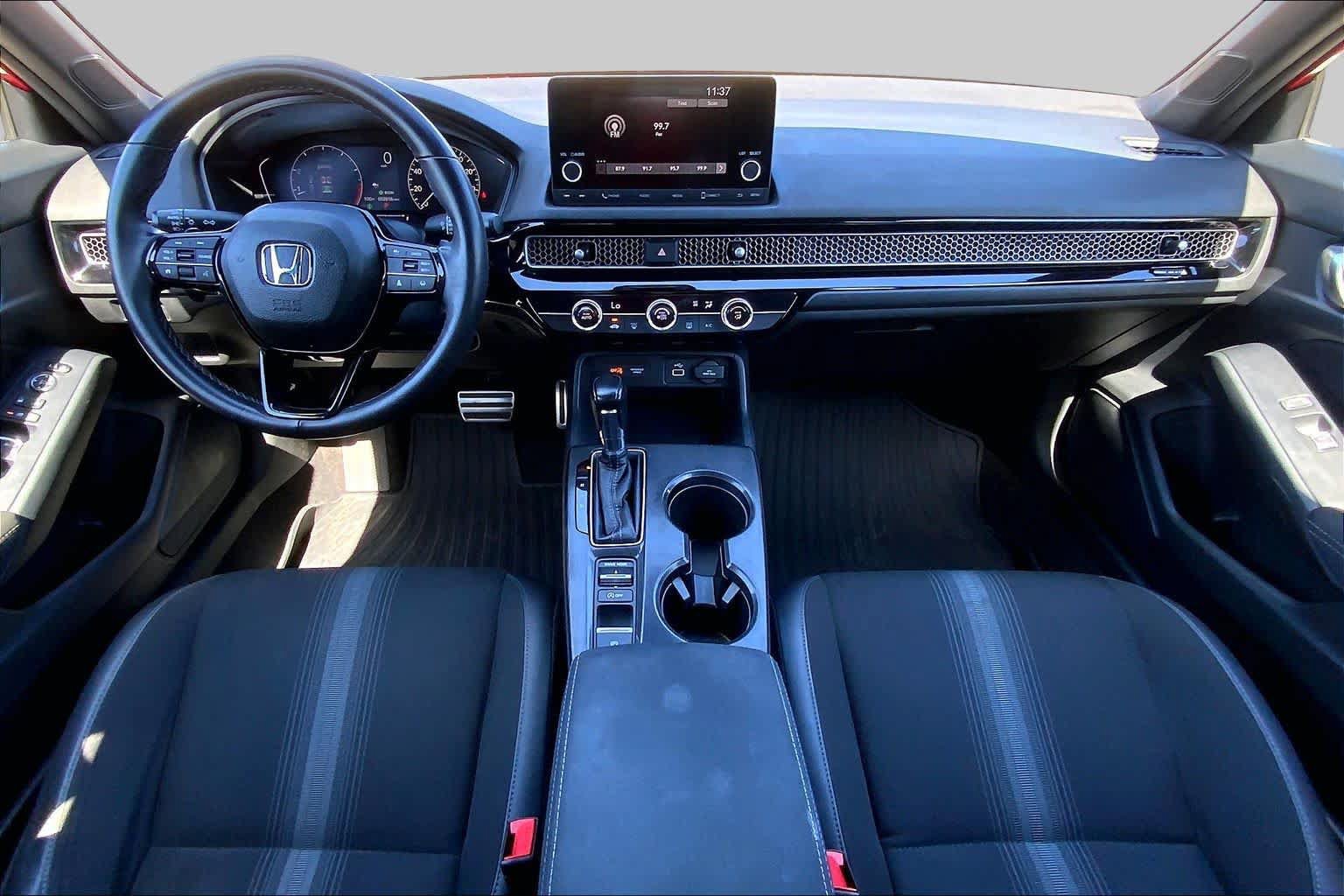 Used 2023 Honda Civic Sport image 15