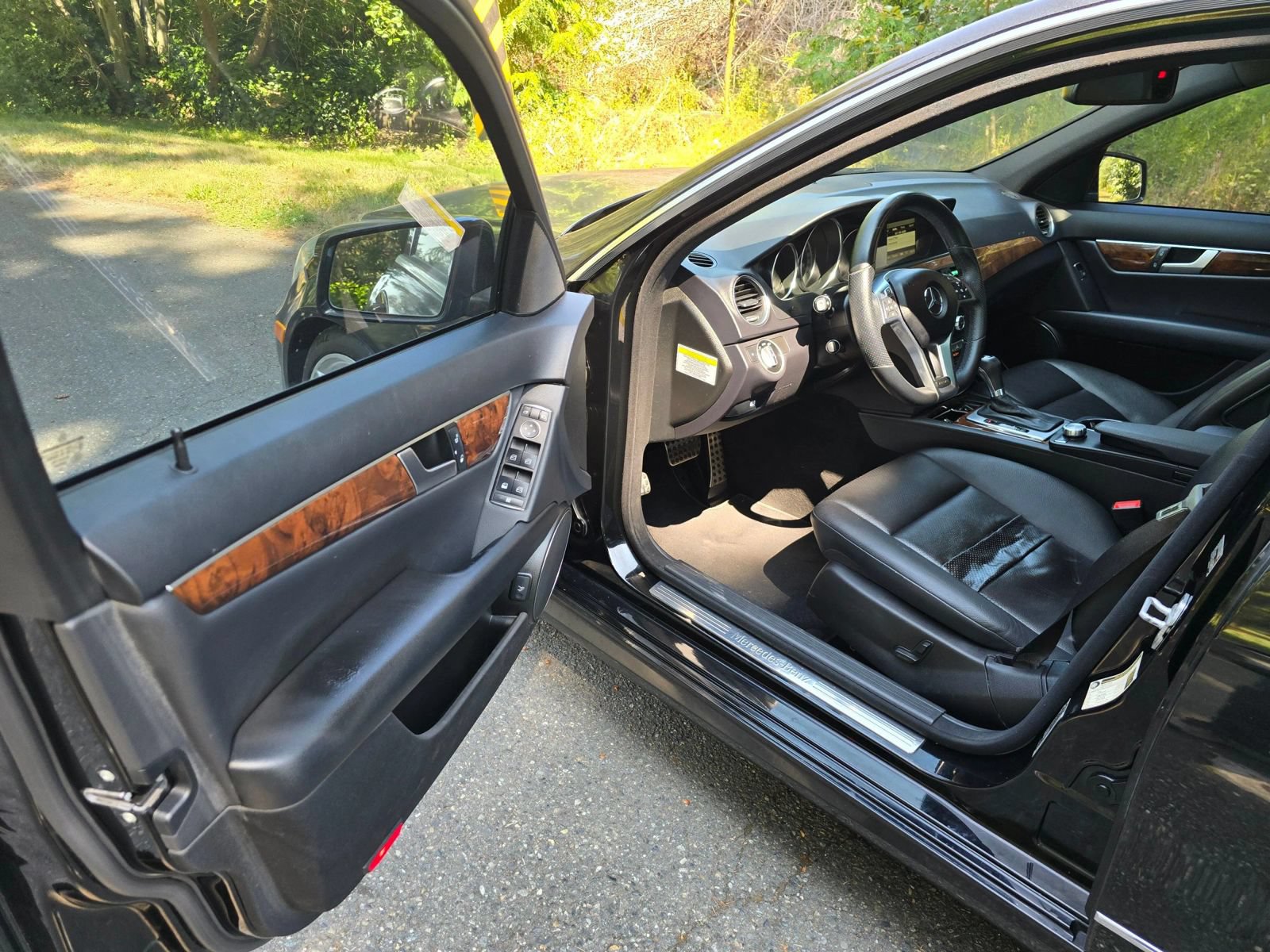 Used 2013 Mercedes-Benz C 300 4MATIC Sedan image 19