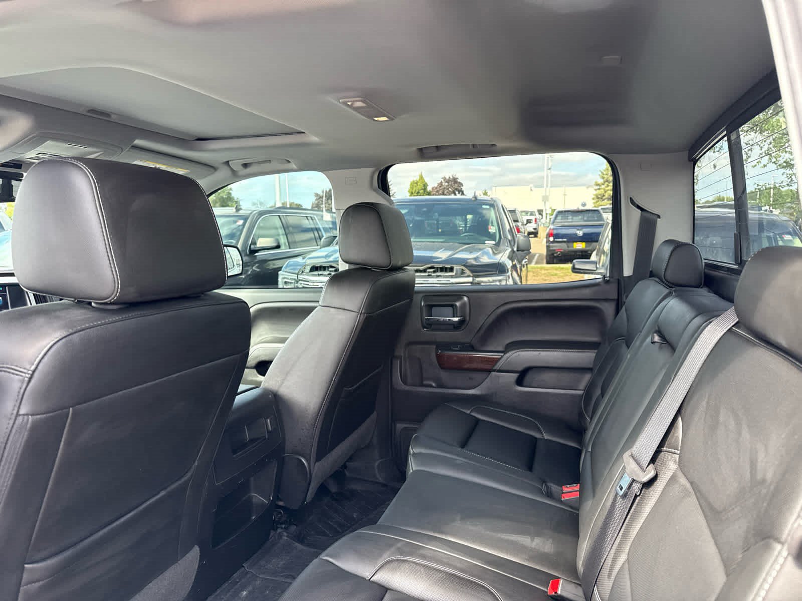 Used 2018 GMC Sierra 1500 SLT AWD/4WD image 9
