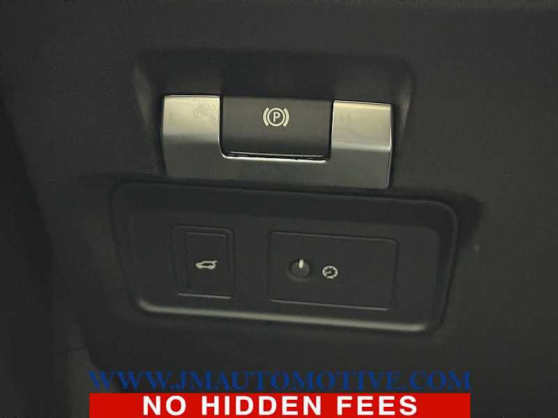 Used 2020 Land Rover Range Rover Evoque SE image 33