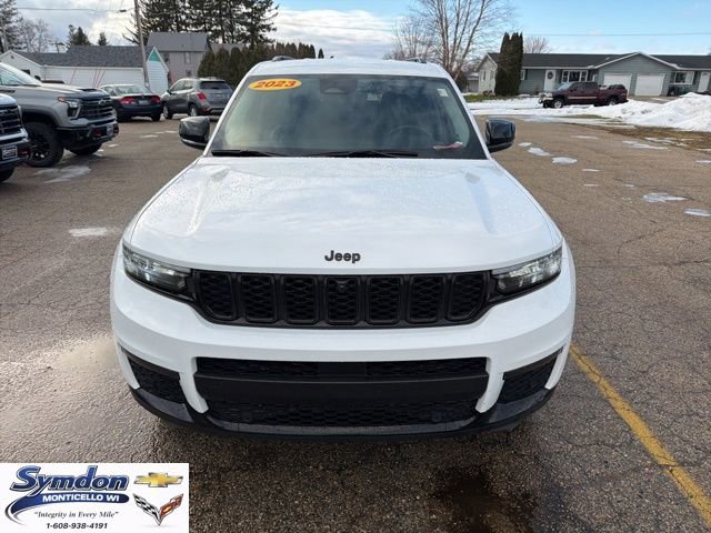 Used 2023 Jeep Grand Cherokee L Limited w/ Luxury Tech Group II image 9