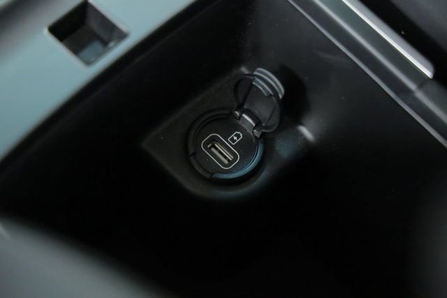 Used 2022 Kia Niro EX image 23