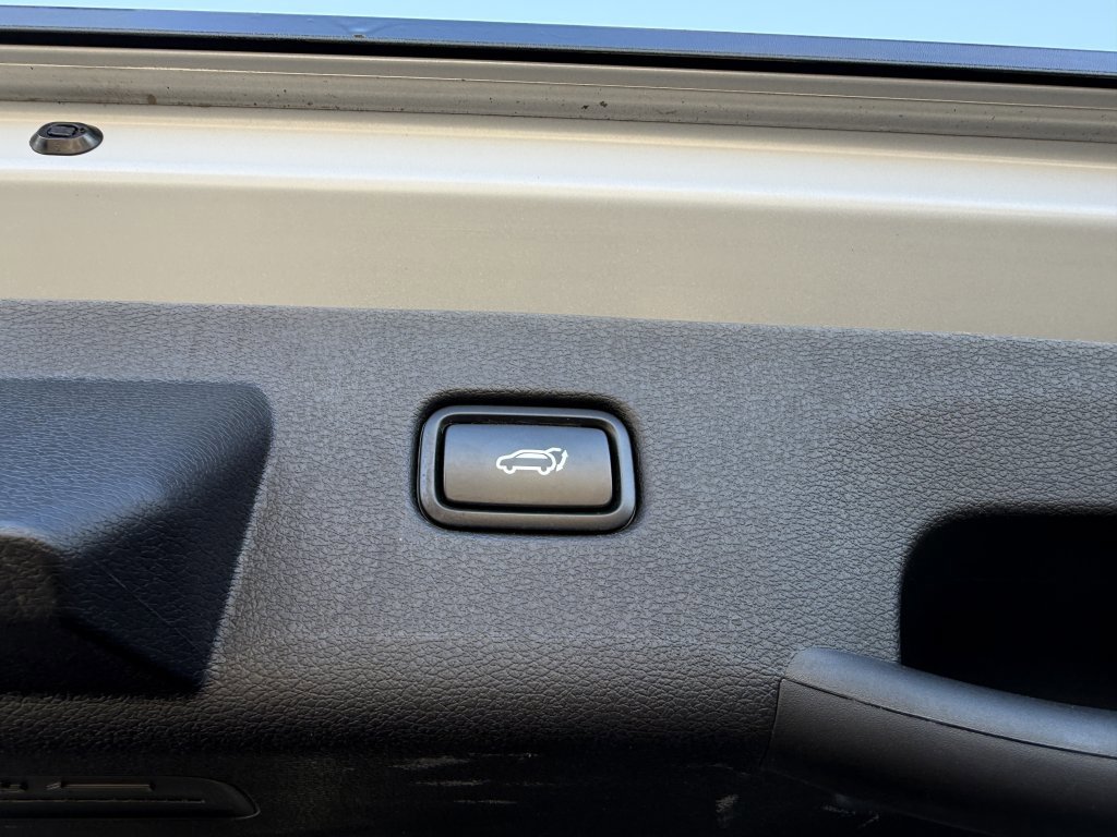 Used 2025 Kia Sportage X-Line w/ Premium Package image 35