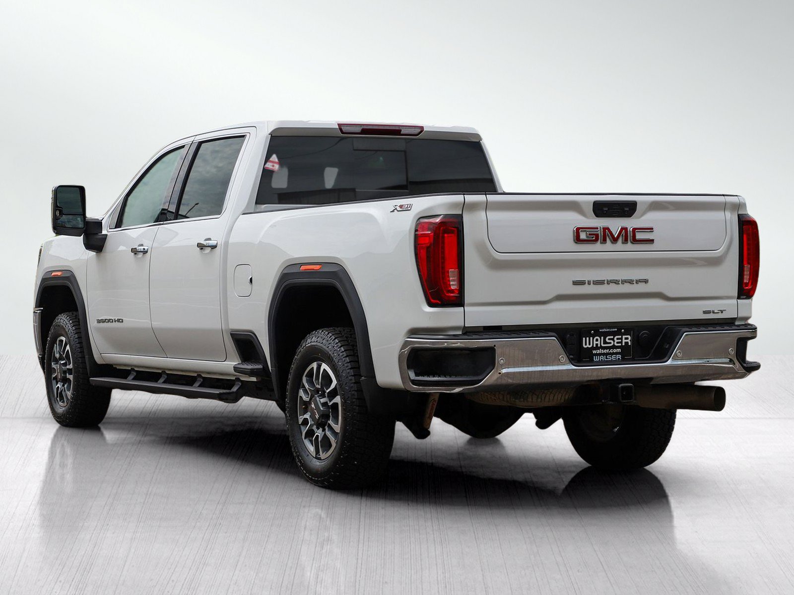 Used 2021 GMC Sierra 3500 SLT w/ SLT Convenience Package AWD/4WD image 3