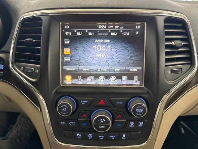 Used 2017 Jeep Grand Cherokee Limited AWD/4WD image 39