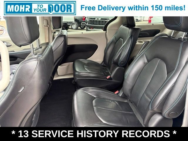 Used 2021 Chrysler Pacifica Touring-L FWD image 34