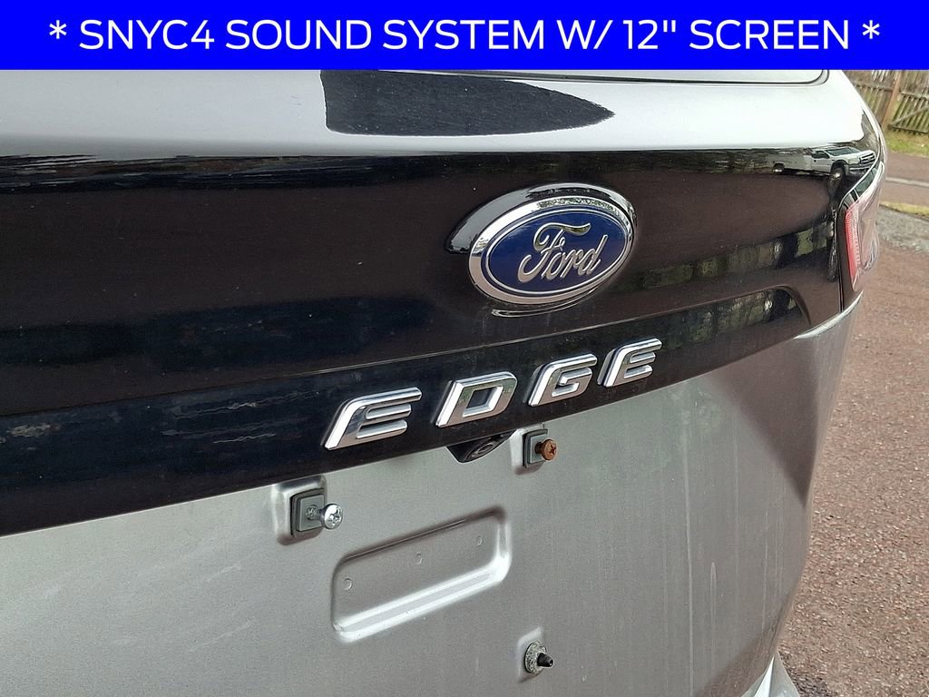 Certified 2021 Ford Edge ST-Line w/ Class II Trailer Tow Package image 31