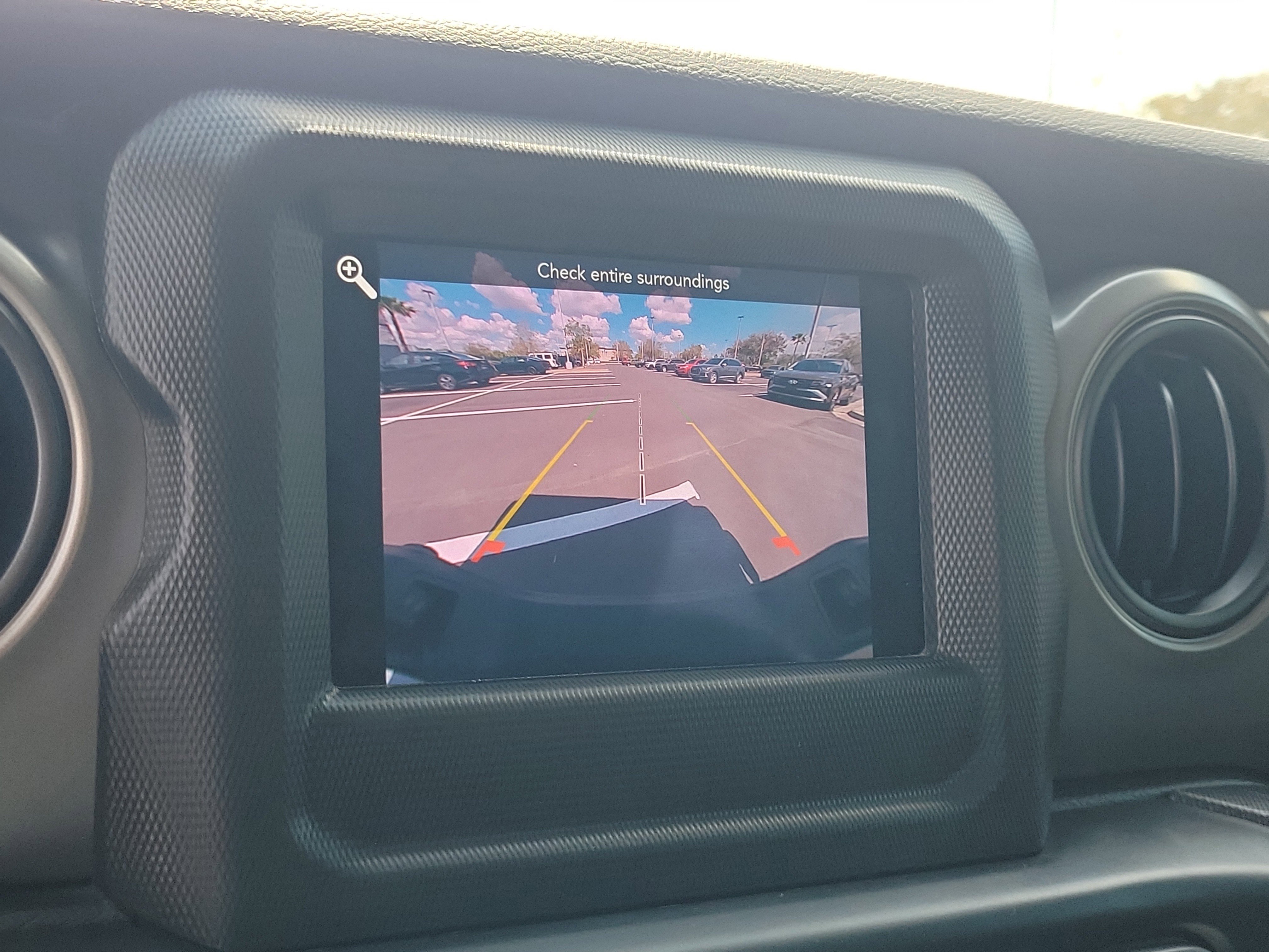 Used 2022 Jeep Gladiator Sport image 24