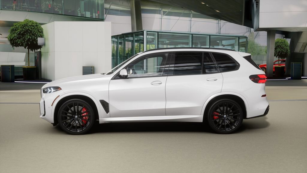 Used 2026 BMW X5 xDrive40i w/ M Sport Package image 4