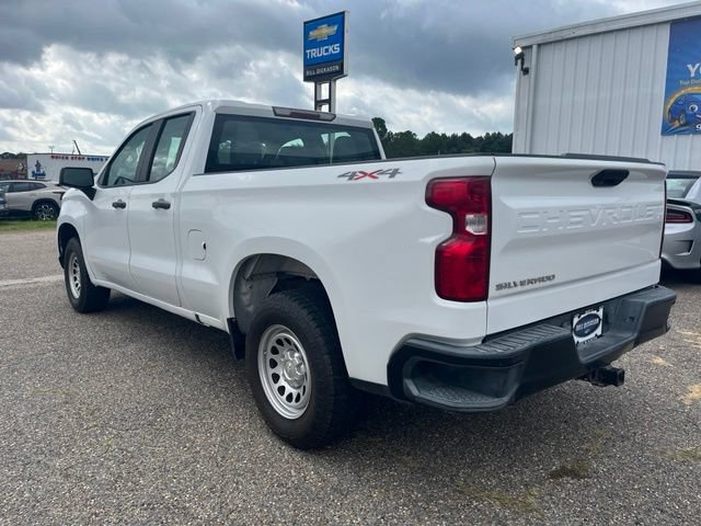 Used 2020 Chevrolet Silverado 1500 W/T w/ Trailering Package AWD/4WD image 3