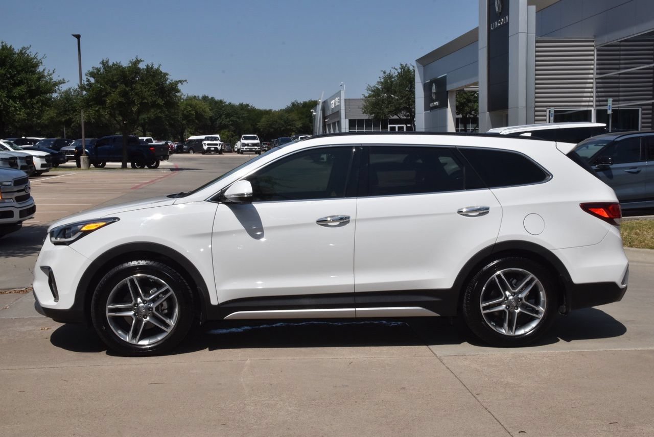 Used 2019 Hyundai Santa Fe XL FWD image 12