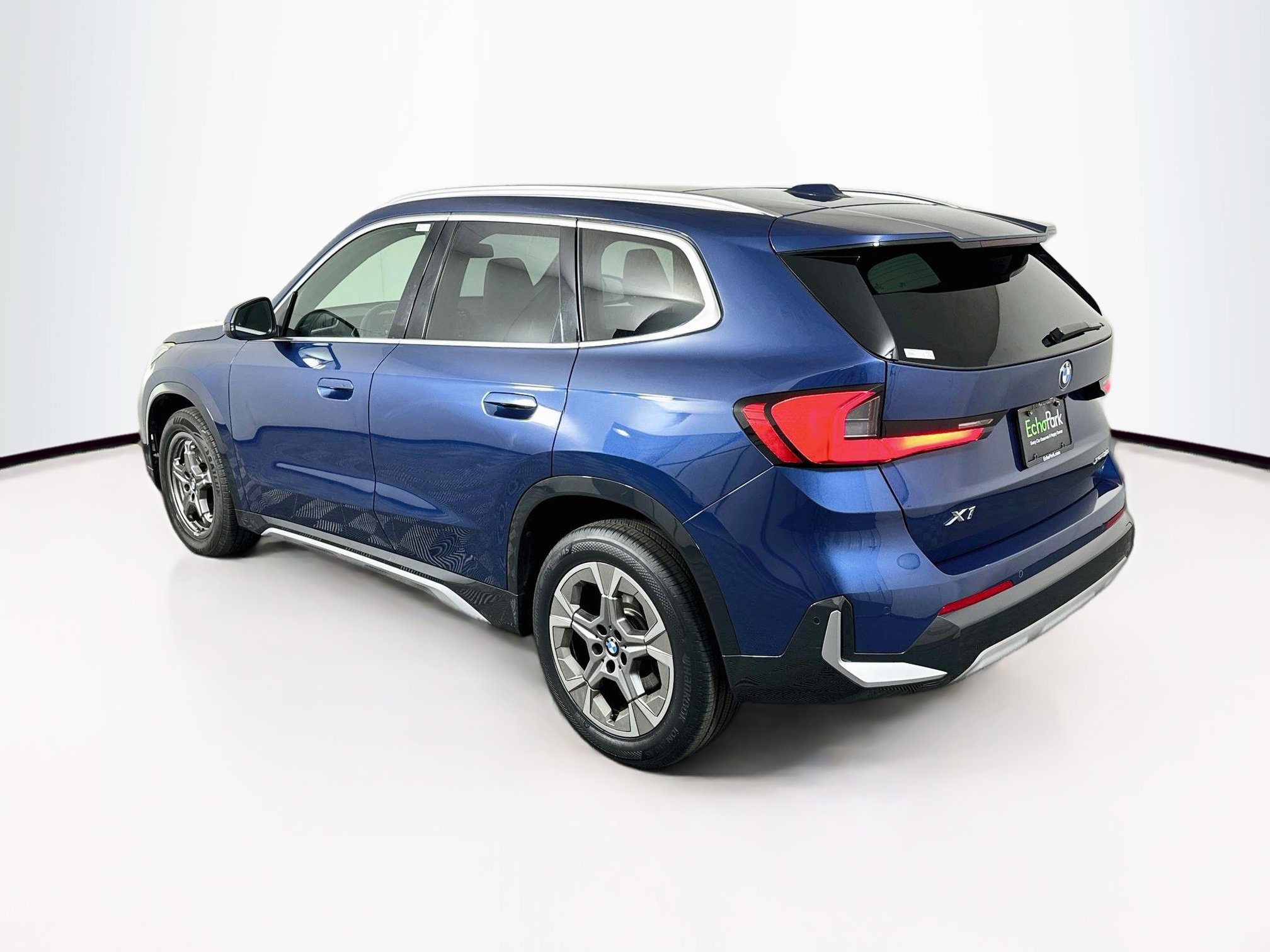 Used 2025 BMW X1 xDrive28i AWD/4WD image 5