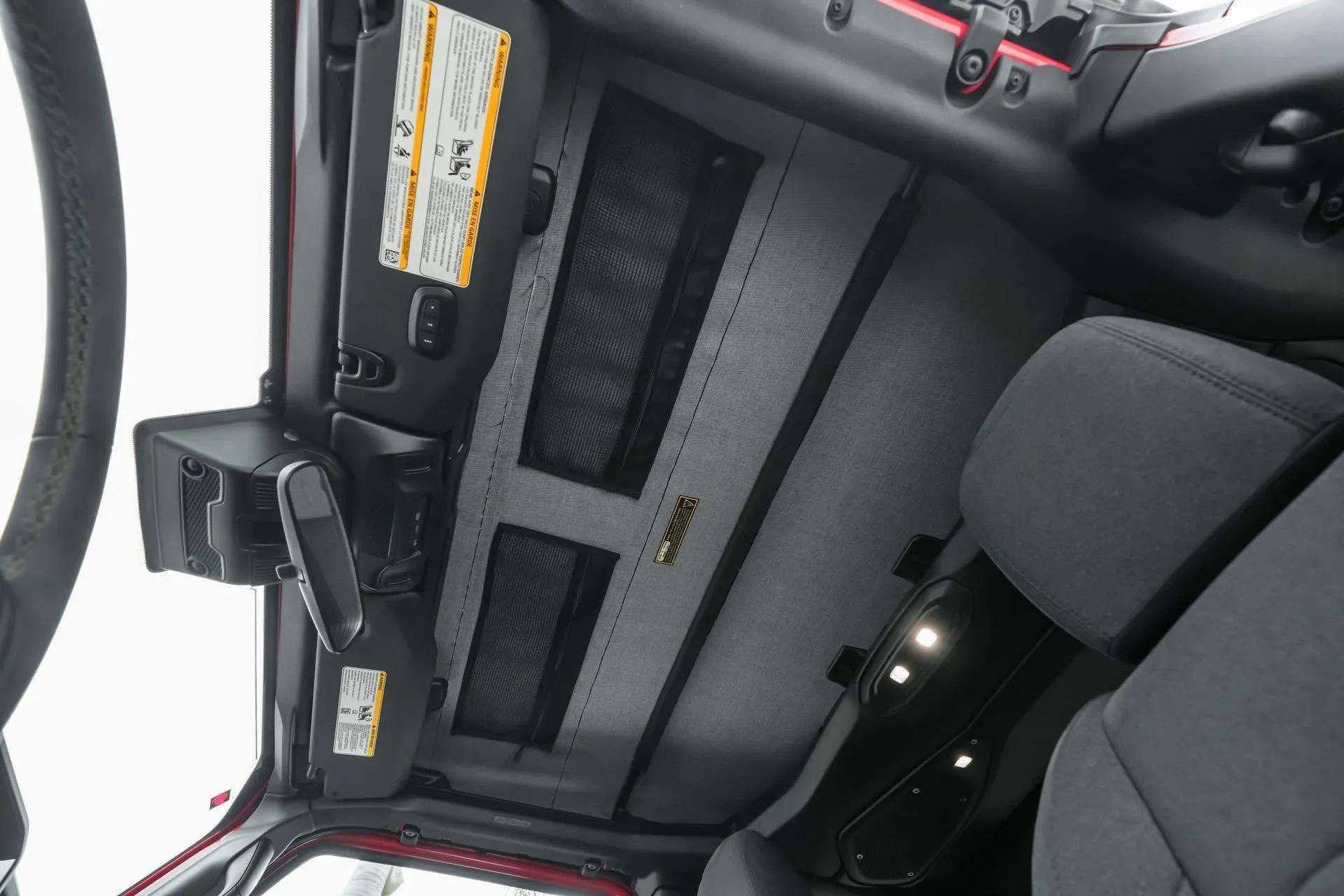 Used 2024 Jeep Wrangler Willys image 25