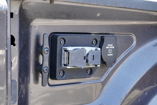Used 2023 RAM 3500 Laramie AWD/4WD image 22