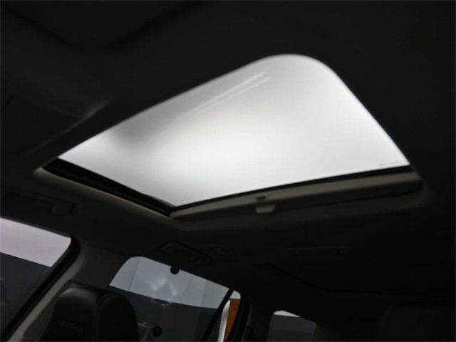 Used 2021 GMC Acadia Denali w/ Denali Technology Package image 10