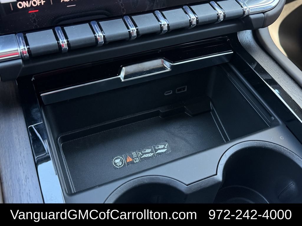 New 2026 GMC Yukon Denali Ultimate AWD/4WD image 18