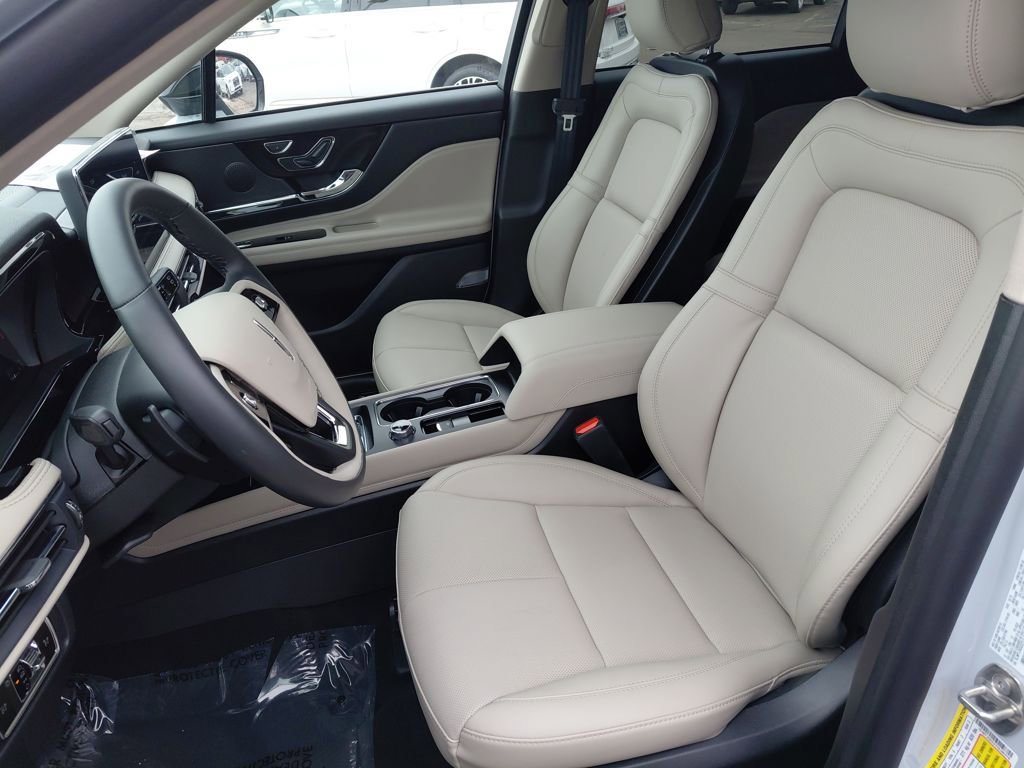 New 2026 Lincoln Corsair Grand Touring image 12