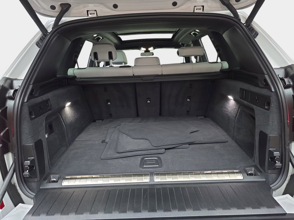 Certified 2023 BMW X5 xDrive45e w/ Executive Package AWD/4WD image 14