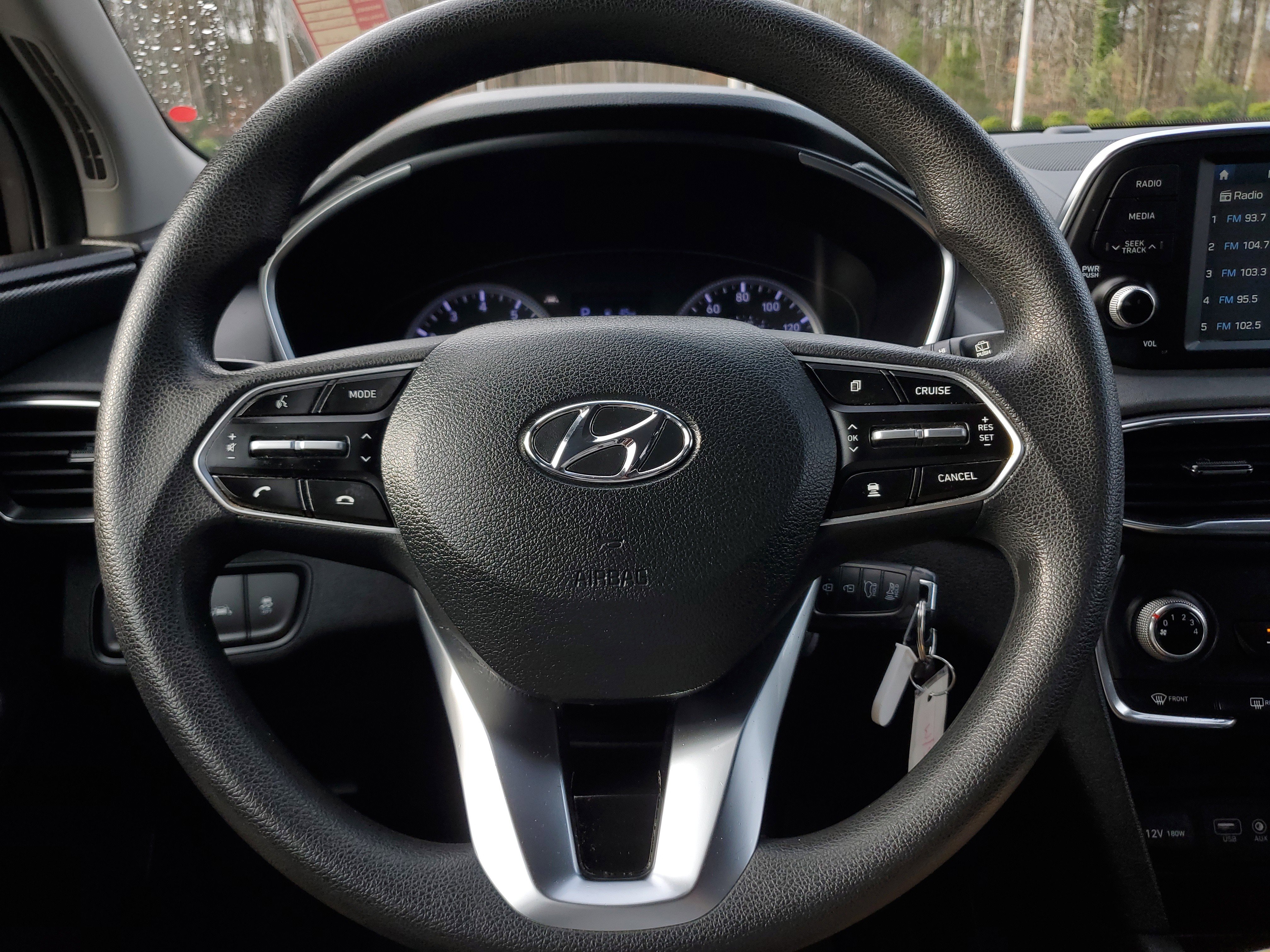 Used 2019 Hyundai Santa Fe SE image 19