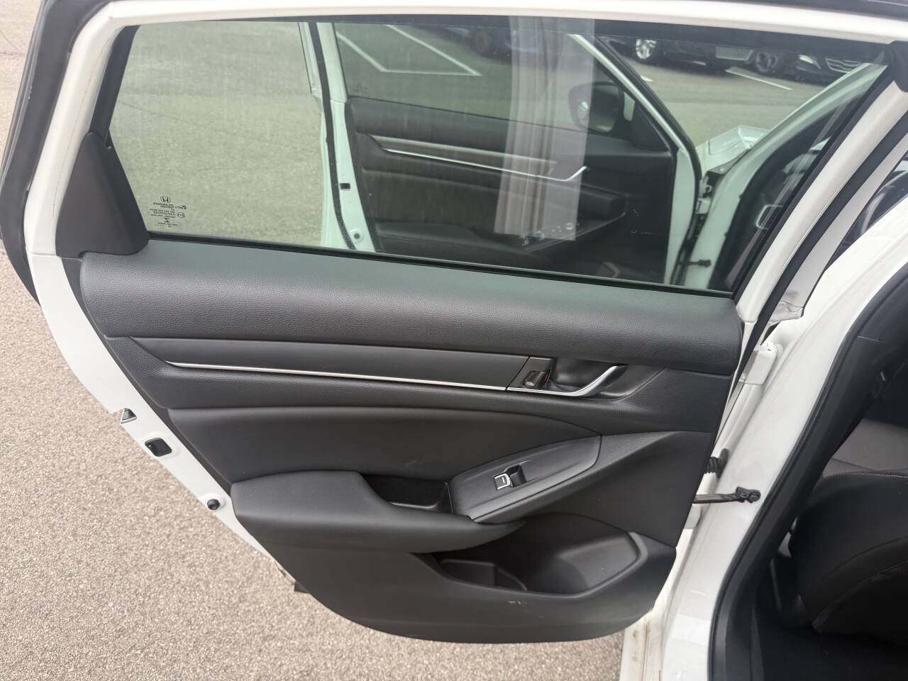 Used 2020 Honda Accord Sport image 19