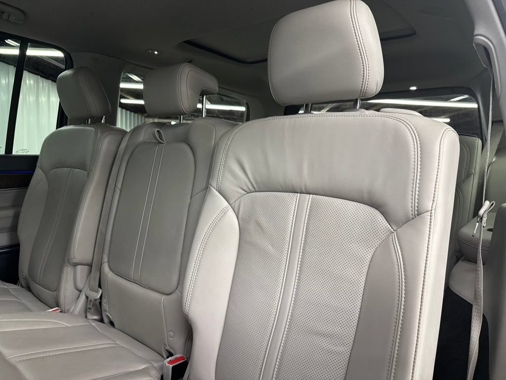 Used 2022 Jeep Grand Wagoneer Series I w/ Flexible Seating Group AWD/4WD image 12