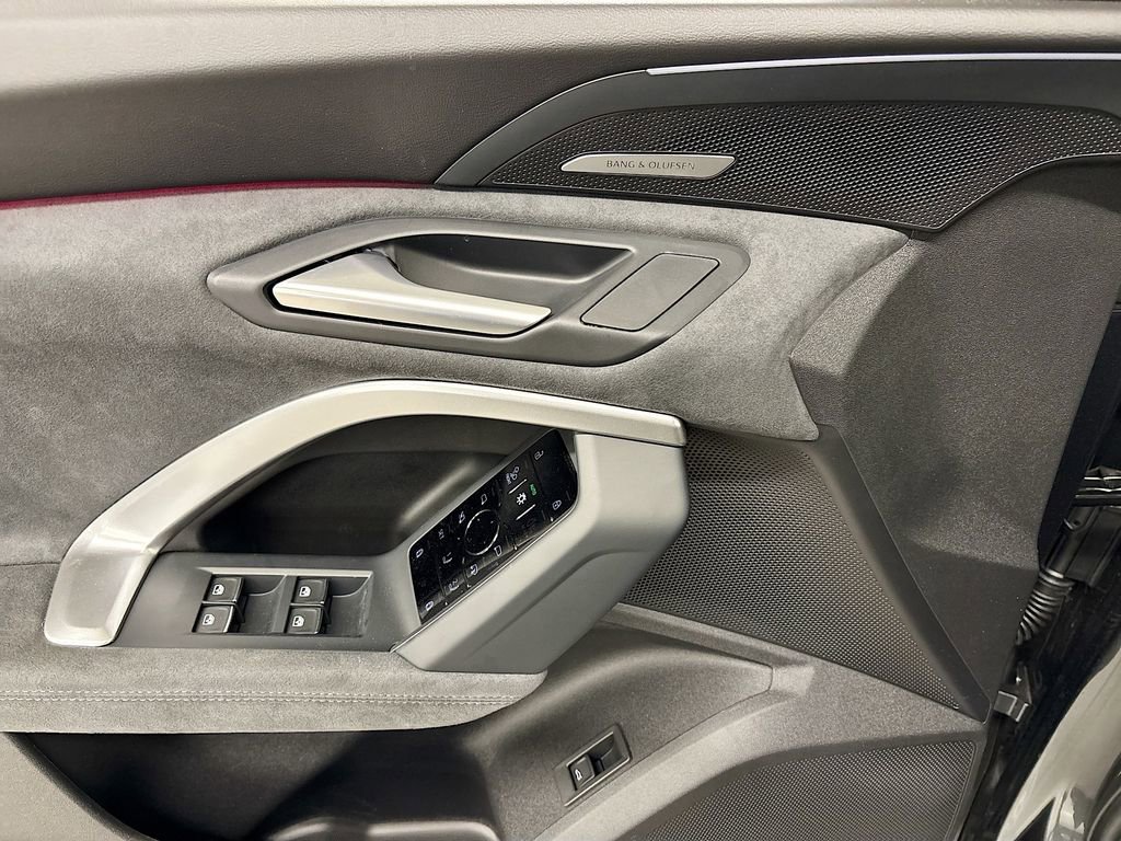 New 2026 Audi SQ5 Premium Plus image 20