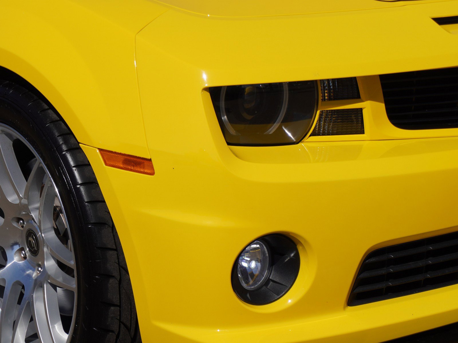 Used 2011 Chevrolet Camaro SS w/ RS Package image 3